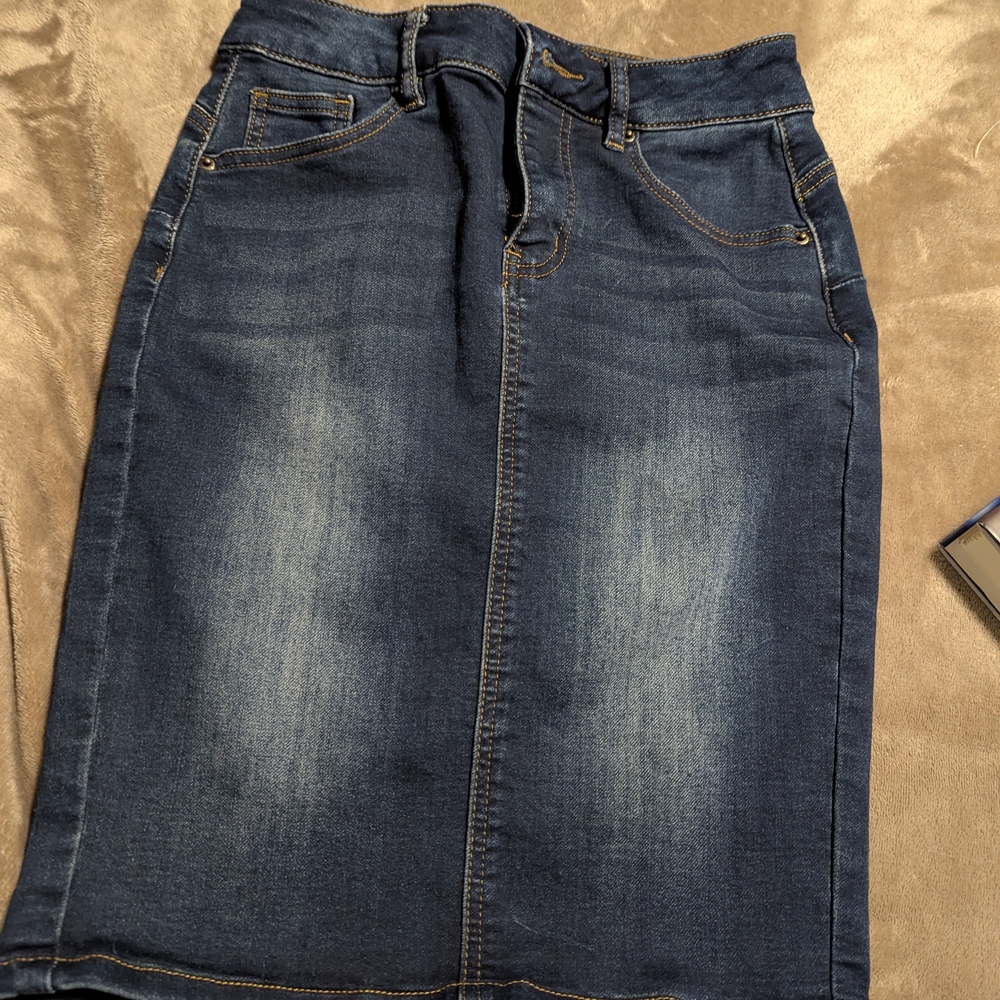 Angel Kiss Women's Blue Denim Skirt